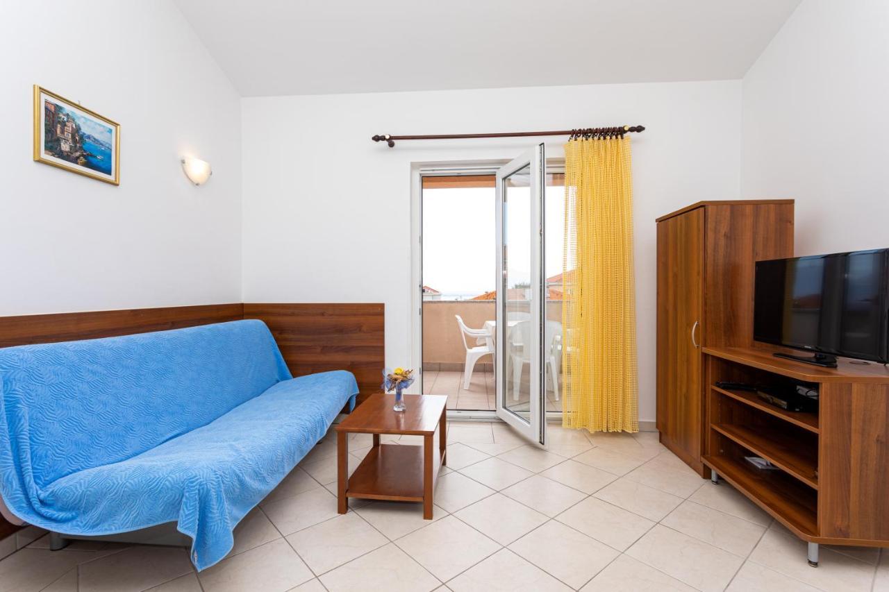 Apartments Crnekovic IV Baska  Exterior photo
